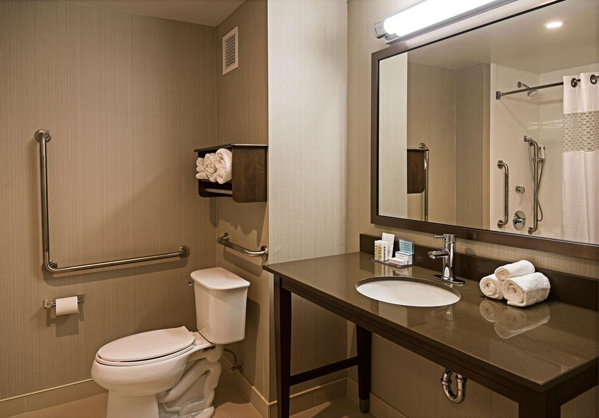 Hampton Inn By Hilton Ottawa Airport Εξωτερικό φωτογραφία